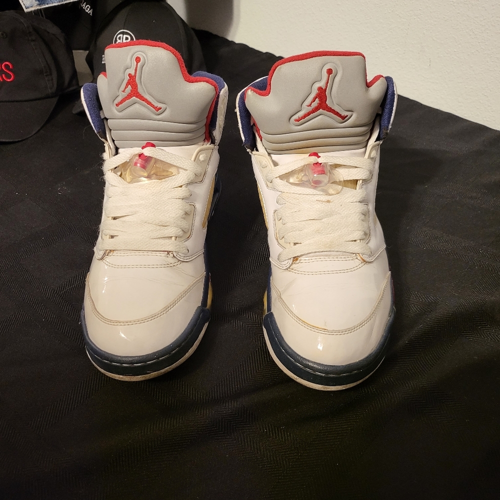 Patent Nike Air Jordan 5 Retro with reflective tongue - Picture 1 of 8